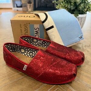 TOMS Classics Red Glitter Slip On Shoes Women's 6.5 Sparkle Flats